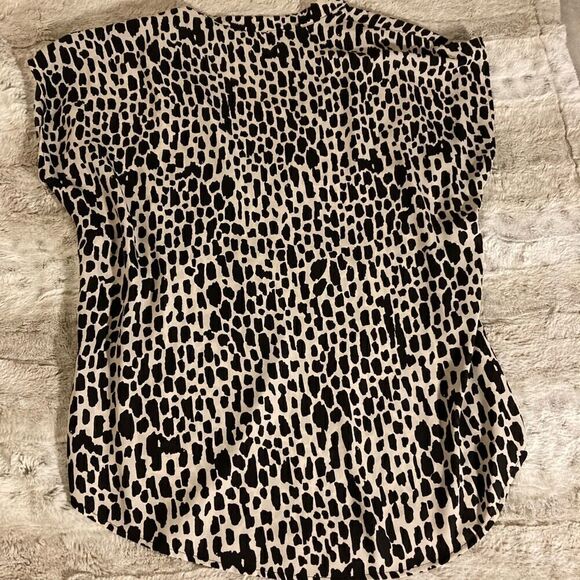 : : CYNTHIA STEEFE Cheetah Print Sleeveless Blouse : : - Picture 8 of 12